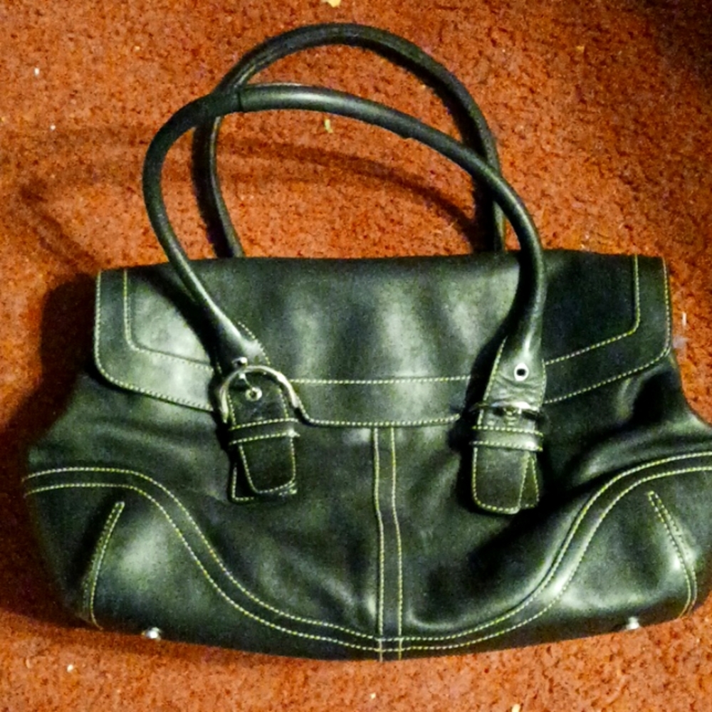 GENUINE LEATHER BLACK COACH PURSE - Picture 4 of 9